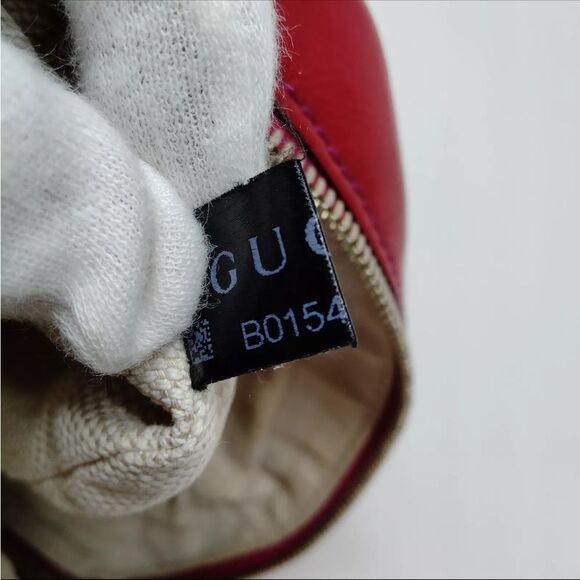 Auth Gucci Fuchsia Patent Leather SoHo Crossbody Disco Bag Purse Handbag - Picture 9 of 9